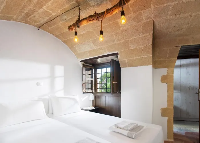 Myrsini\'S Castle House - Comfortable Residence With Large Balcony & Sea View